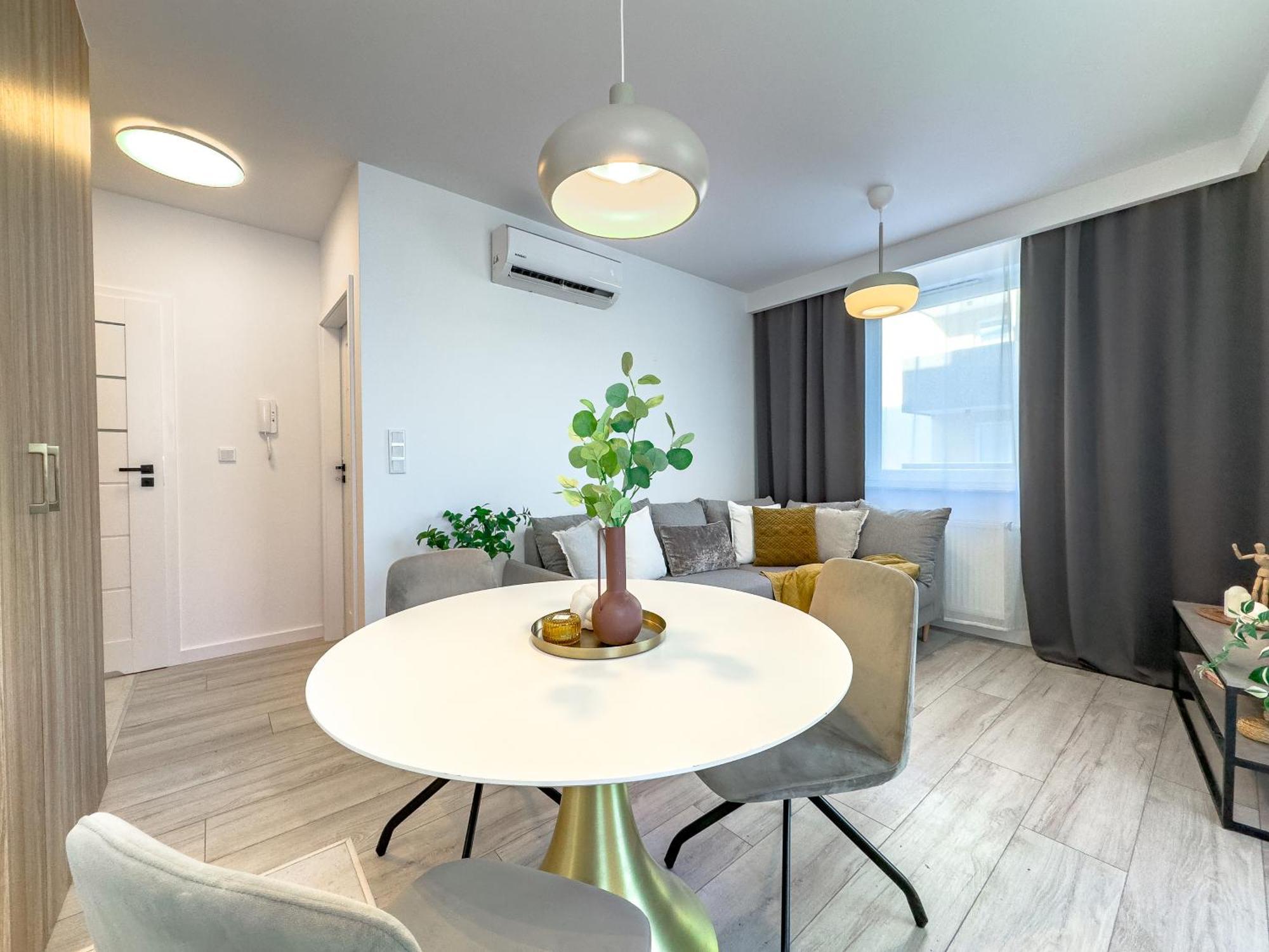 Krakowska Oaza Komfortu - Premium Z Garazem Apartamento Cracovia